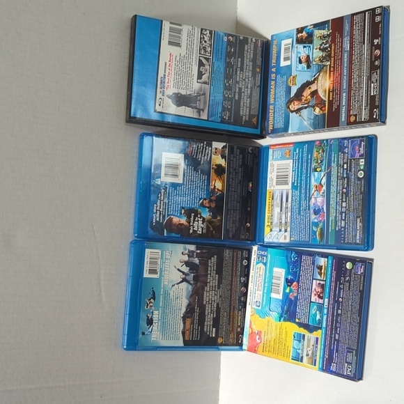 Misc. Titles Lot of 6 Blu Ray DVD's - Used Mixed Genres - Picture 2 of 8